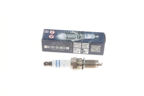 Свічка запалювання YR7LPP332W DOUBLE PLATINUM (PORSCHE,VW) BOSCH 0242135510