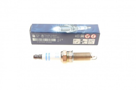 Свеча зажигания YR7SII33U IRIDIUM (KIA OPTIMA 2.0 12-) (выр-во) BOSCH 0242135548