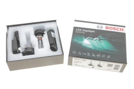 Автолампа світлодіодна LED 12V НВ4 30W BOSCH 1 987 301 555