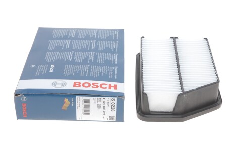 ПОВІТРЯНИЙ ФІЛЬТР ВСТАВКА BOSCH F026400228