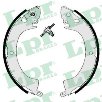 Комплект гальмівних колодок з 4 шт. барабанів LPR s.r.l 05240