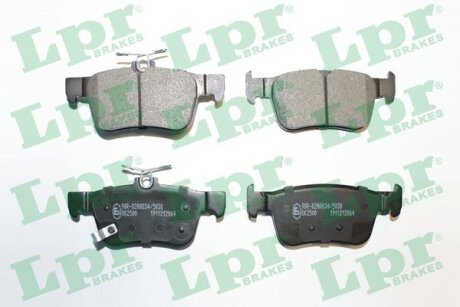 Комплект тормозных колодок LPR s.r.l 05P2064