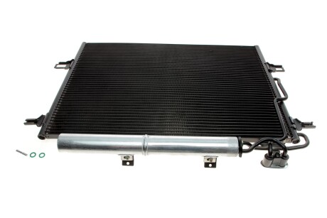 Радиатор кондиционера MAHLE / KNECHT AC 318 001S